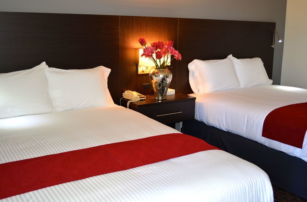 Hotel Le Principal แกรนบี ภายนอก รูปภาพ